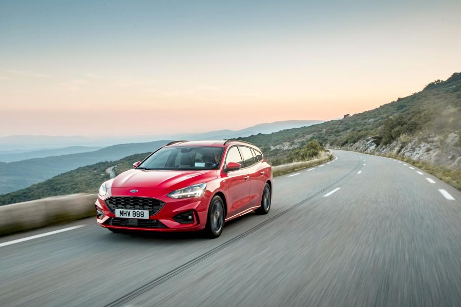  Ford Focus ST-Line Turnier 2018 года  (WW) (фото 3 из 9)
